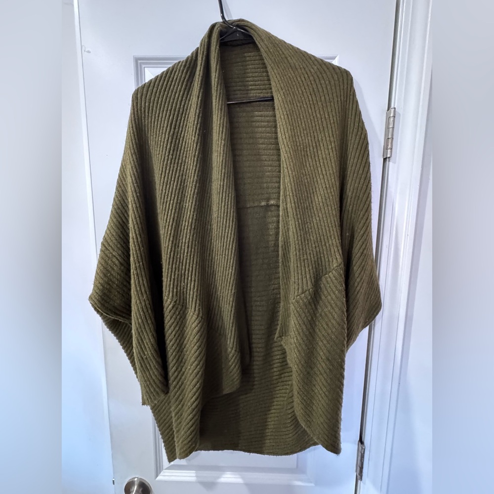 Zara Women’s Cozy Olive Ribbed Open Sweater/Cardigan M